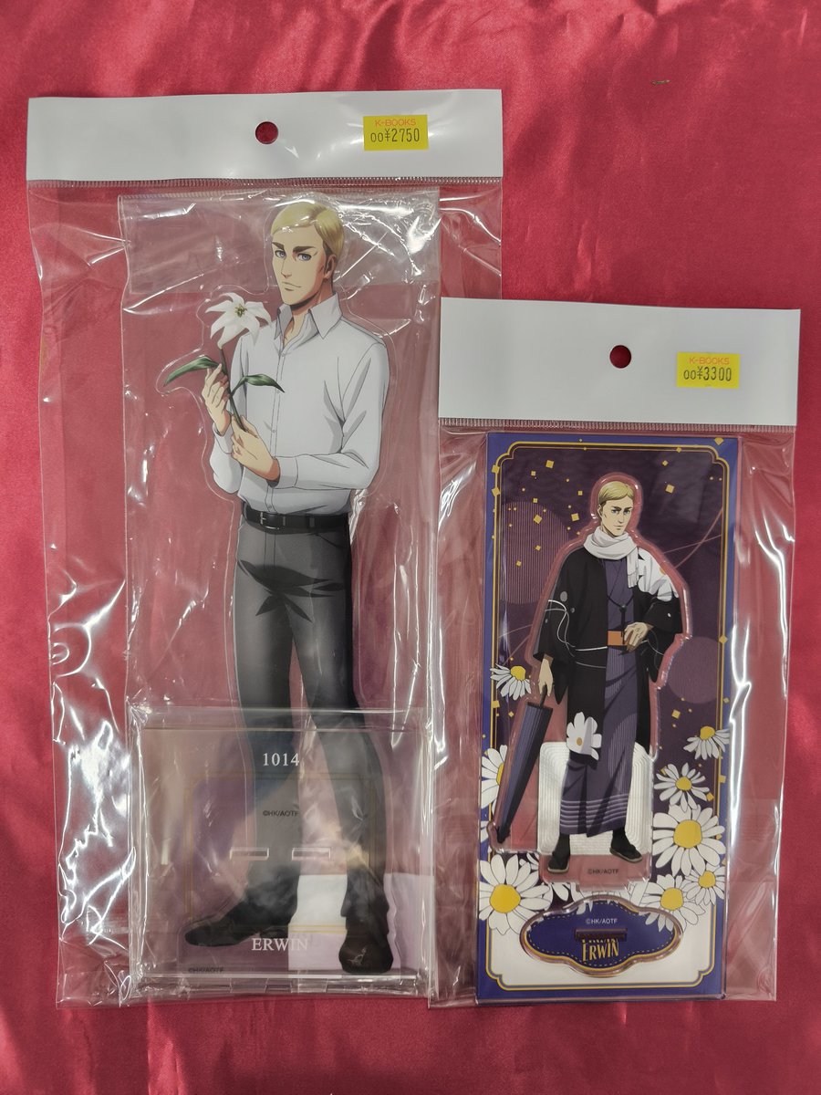 入荷情報】 『#進撃の巨人』 エルヴィン団長のアクリルスタンドが入荷