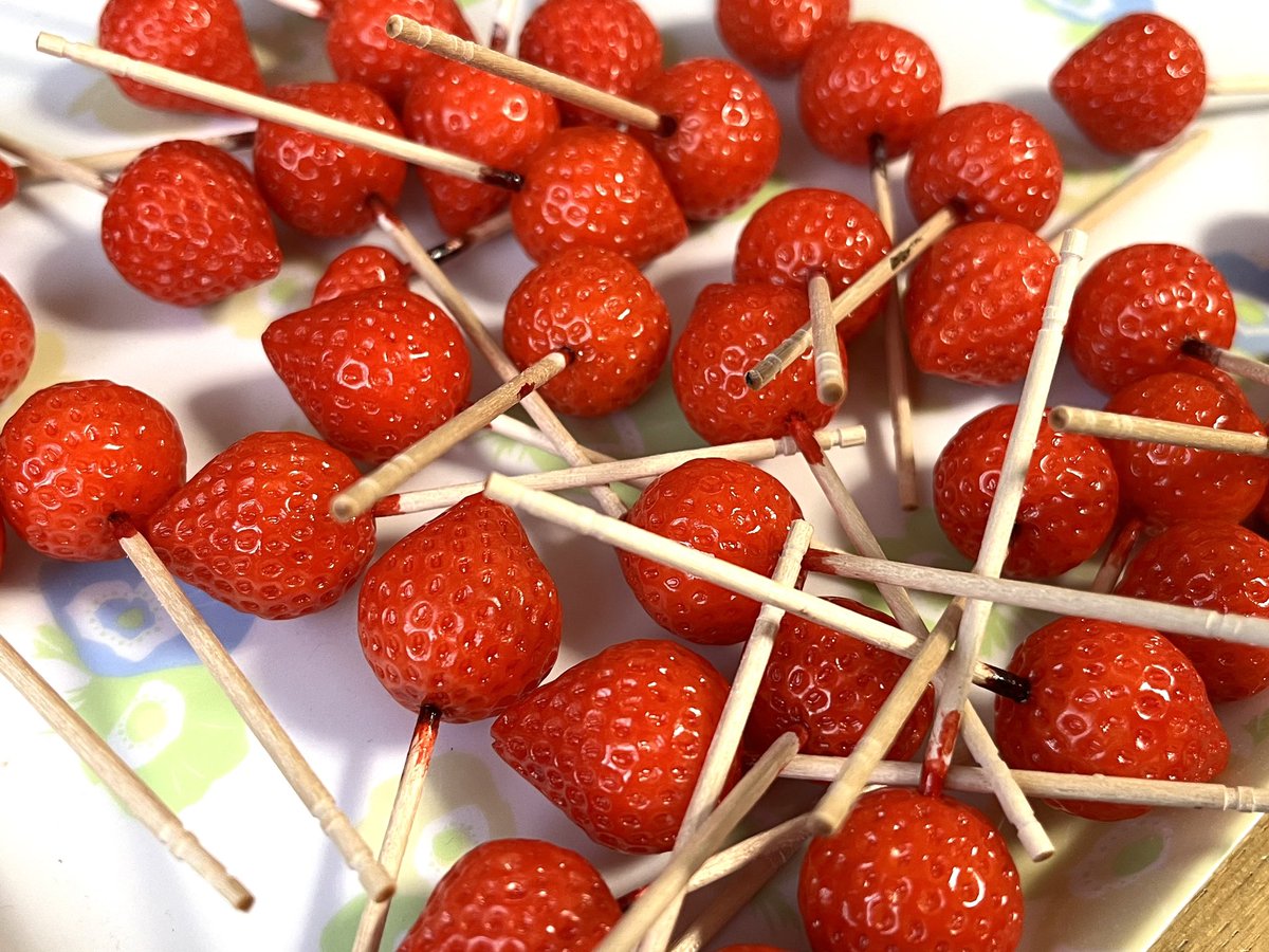 いちご2度塗りします〜！！