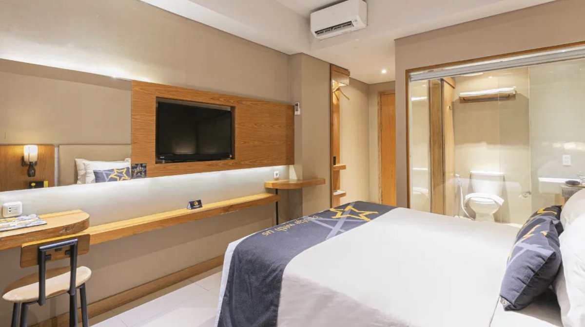 uww nemu hotel Yellow Star Ambarukmo nuansa jogja + kamar estetik 300rbuan aja loh super cozy banget pas bgt buat istirahat manis 

📍trv.lk/fc97f655