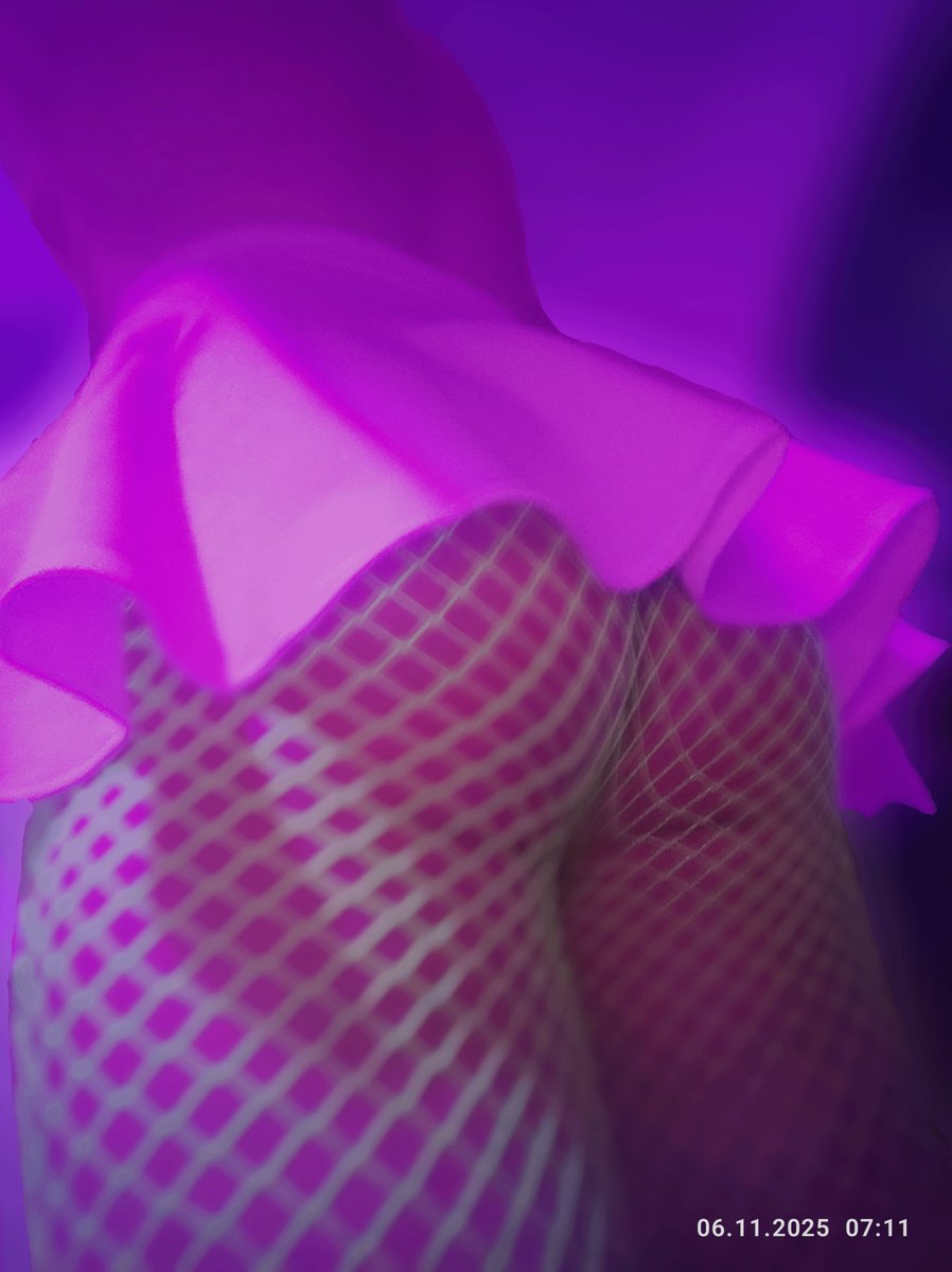 Michelle F (not Pfeiffer) tweet media