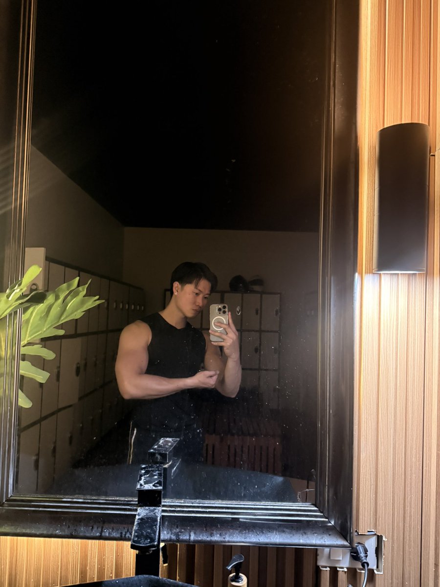 Kenzo Naozumi tweet media