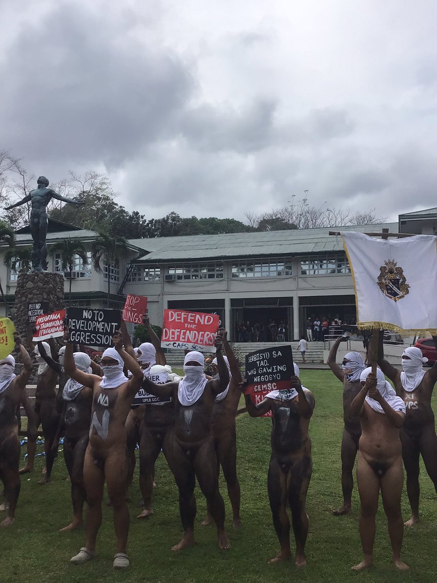 uplbperspective's tweet photo. #OblationRun2025
#BlackFridayProtest https://t.co/uMV1kOPGzF