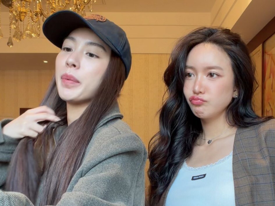 EnjoyjuneHomeTH's tweet image. หนูว่าในสมการนี้มีคนลื่นสองคน🙂‍↕️🙂‍↕️🙂‍↕️ เชื่อหนู หนูเรียนมา สาววายประสบการณ์ร้อยปี

#เอนจอยจูน #EnjoyJune