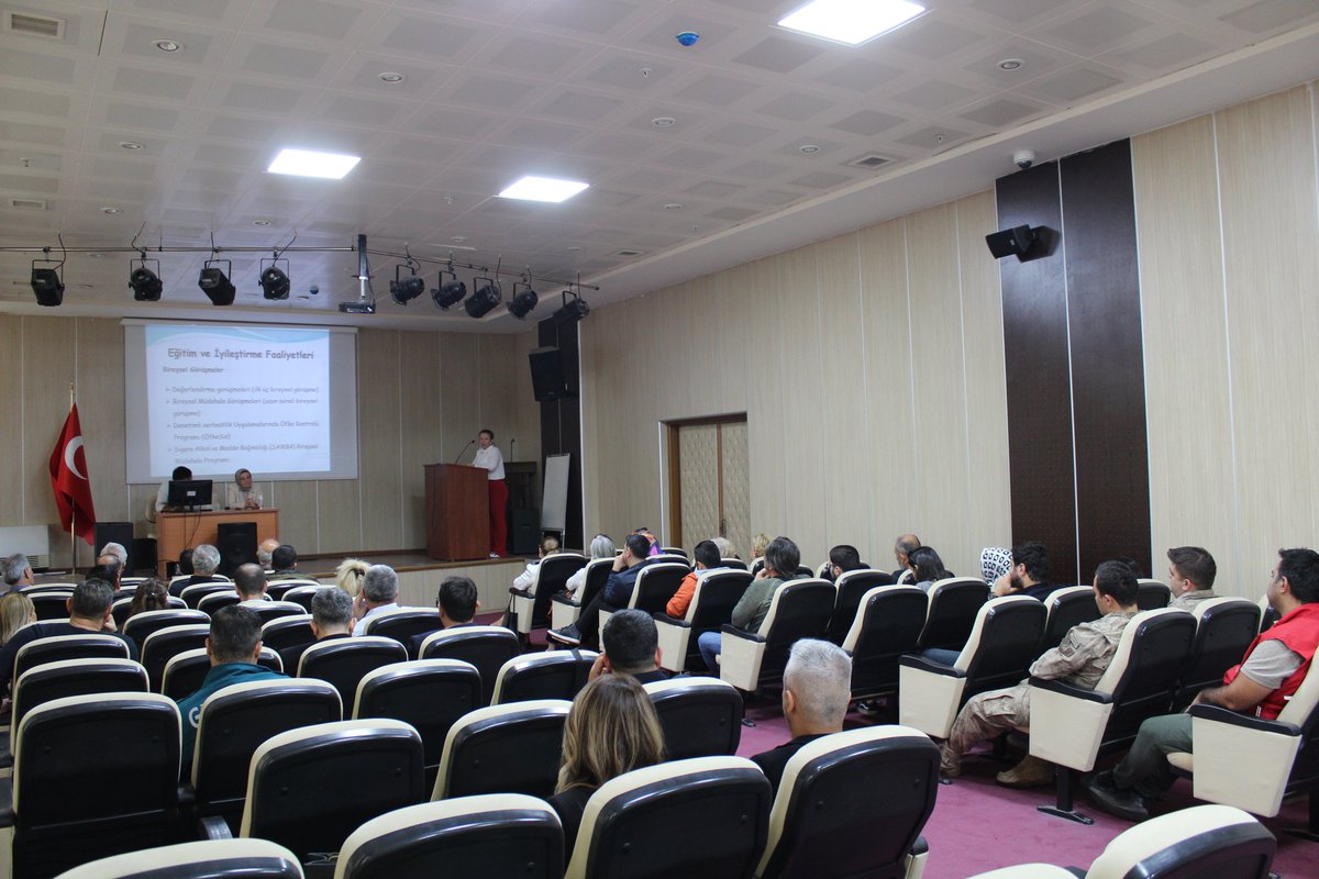 27.11.2025  saat:14:00'de,  "Denetimli Serbestlik Sisteminin Tanıtılması ve Cezasılık Algısını Yıkmada Denetimli Serbestliğin Rolü" konulu seminer, Cumhuriyet Savcısı  Abdullah ÖZSARI,  İlçemzdeki kamu,kurum ve kuruluşları ile sivil toplum  temsilcilerinin katılımıyla gerçekleşti