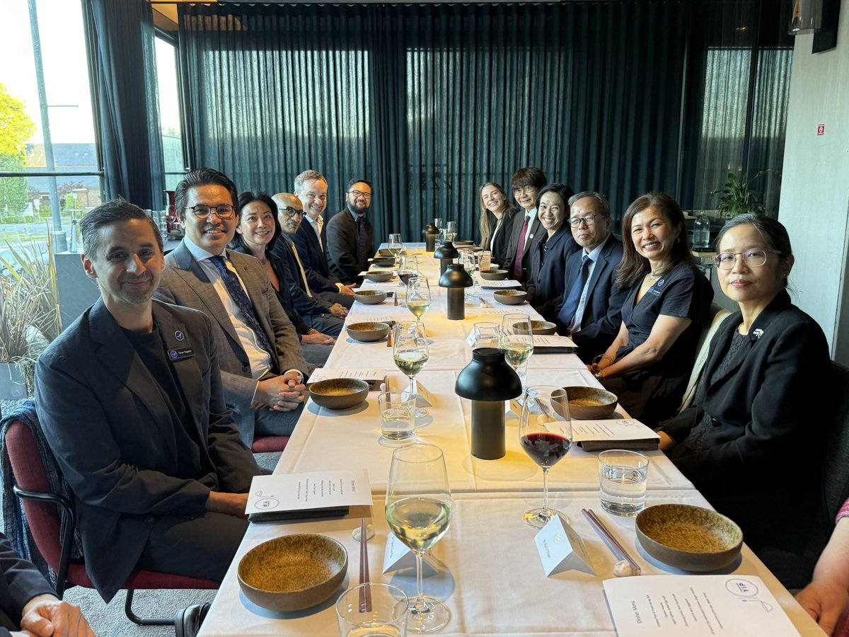 A year since <a href="/SenatorWong/">Senator Penny Wong</a> launched the ASEAN-🇦🇺 Centre with ASEAN Secretary-General <a href="/hourn_kao/">DR KAO KIM HOURN</a> I joined the Advisory Board to discuss how the AAC is connecting emerging leaders and strengthening business, education and cultural ties for a peaceful, stable and prosperous region.