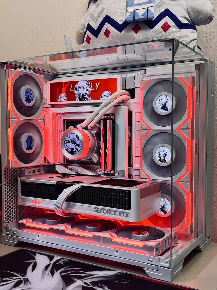 Szsr00001's tweet image. LonelyLonely...
#pcbuild #LianLi