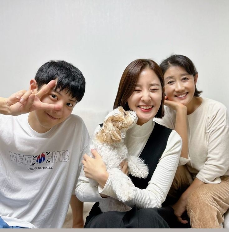 cyhourly's tweet image. 엑소 박찬열  #CHANYEOL #찬열
11:27 🍒