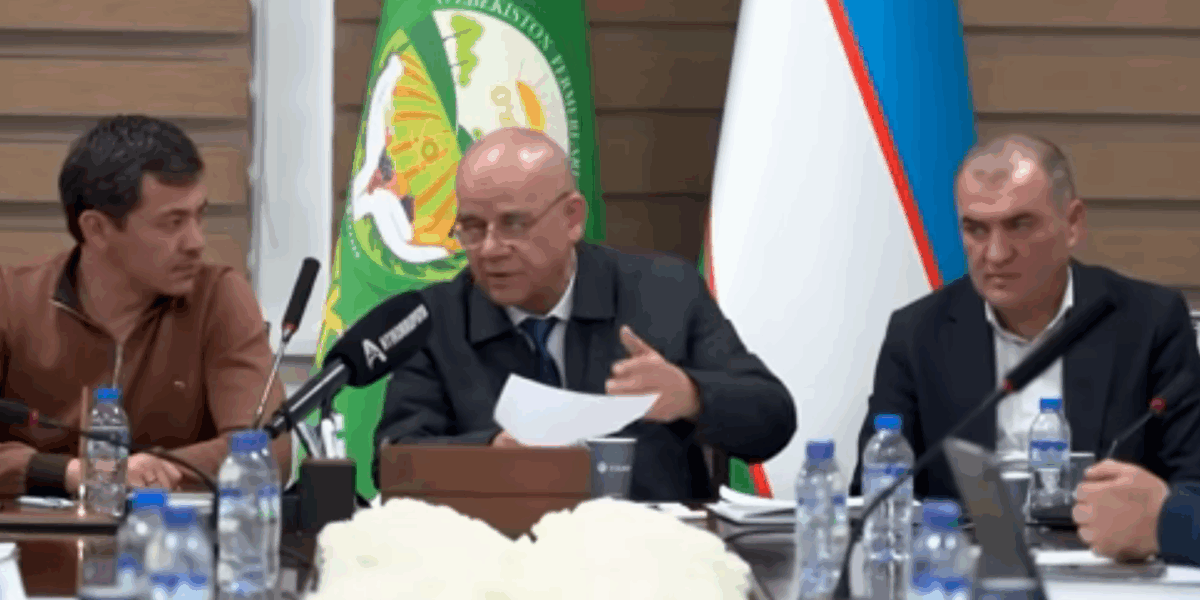 UzbekForum's tweet photo. "If you don’t give the land now, tomorrow you’ll be in trouble." #Uzbekistan's bid to develop tourism has seen a spate of illegal land seizures and the expropriation of 3,000 ha of orchards. Again, the victims are farmers.
#Tashkent
https://t.co/1xFv9KF1hu https://t.co/Ni3Znw8EXW