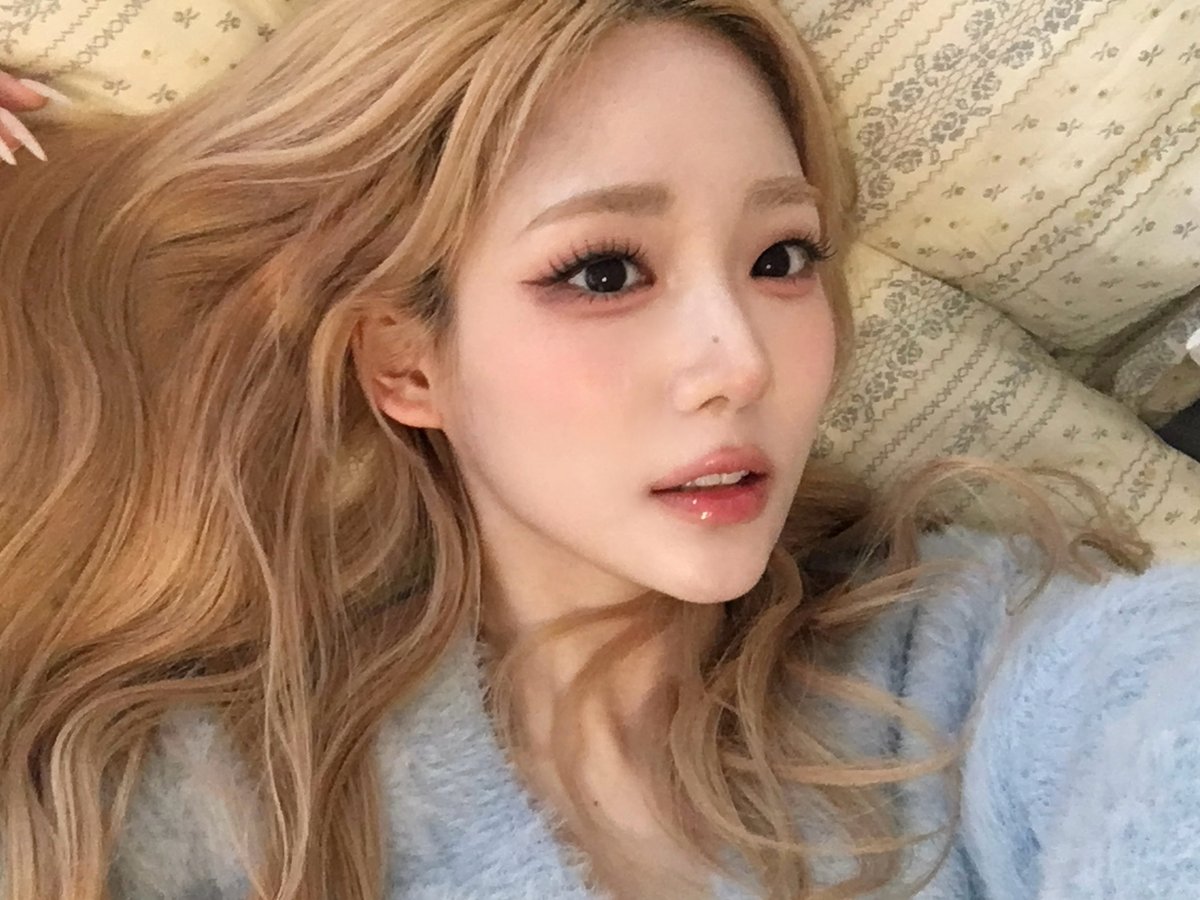triplescosmos's tweet photo. 하늘색 좋아

#tripleS #트리플에스 #トリプルS
#トリプルエス #トエス
#SeoYeon #서연 #ソヨン https://t.co/ScNTnCosVk