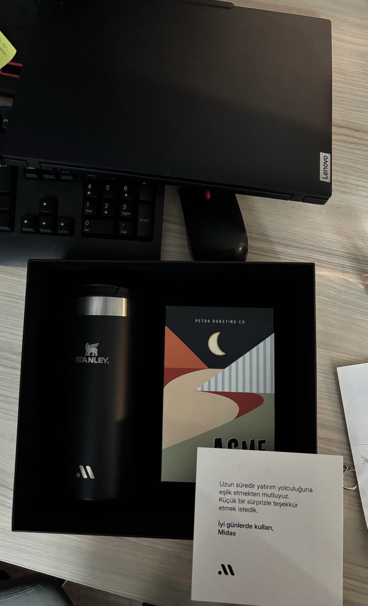 Uzun zamandır yatırım camiasındayım. Ufak jestlerle yatırımcısını/müşterisini sevindiren girişimlere bayılıyorum. Teşekkürler <a href="/getmidas/">Midas</a> yatırım dünyasında bizimle olduğun için.

#borsa #bist #bist100 #thyao #tly #dfi