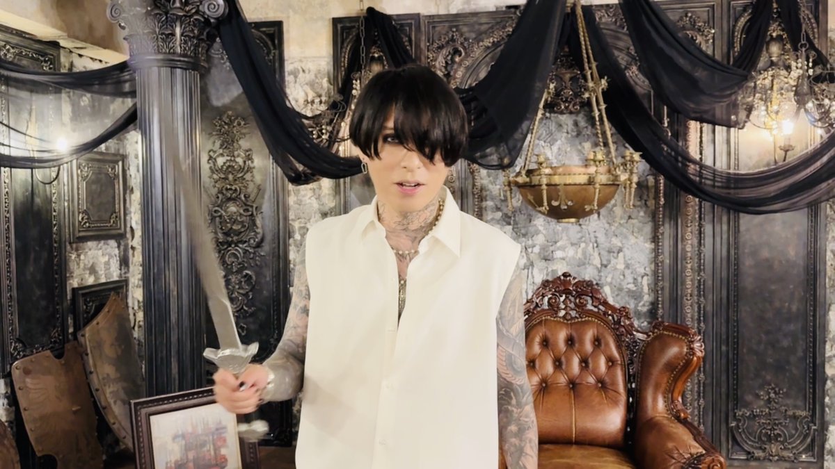 HAZUKI 葉月(lynch.)/逆鱗+ (deathgaze メンバー) HAZUKI葉月 lynch