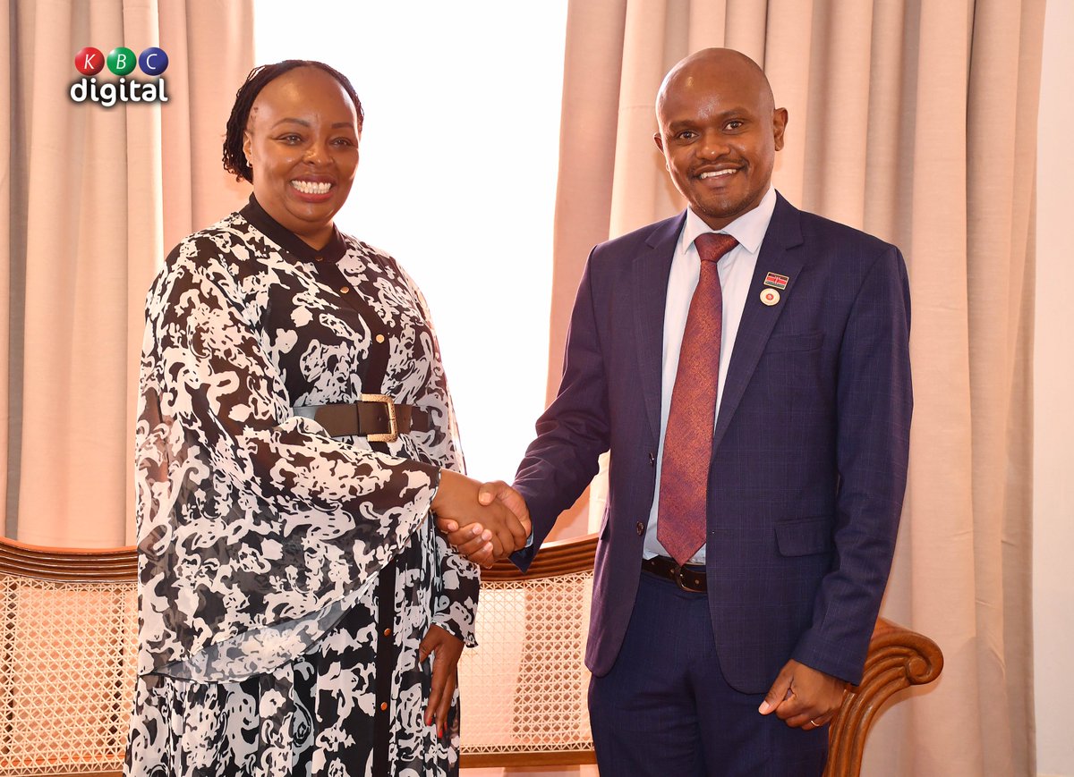 KBCChannel1's tweet image. #32ndIEKConvention

PHOTOS: IEK President Eng. Shammah Kiteme hosts KBC Managing Director Agnes Kalekye at the ongoing 32nd IEK International Convention in Mombasa. They discussed opportunities for collaboration.

@TheIEK ^JM