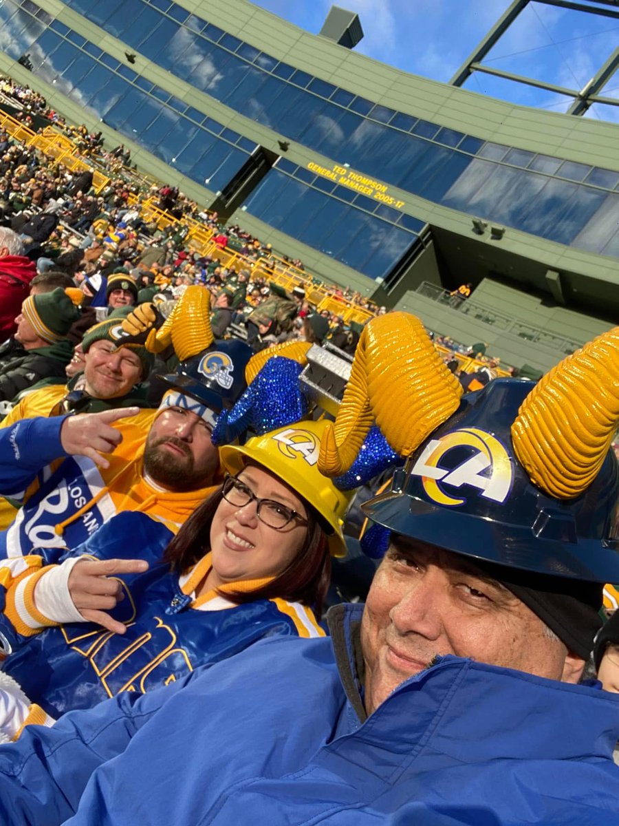 Pink Survivor tweet media