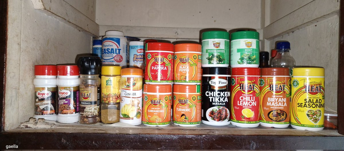 ChefGaella254's tweet image. Ever bought spices, followed a recipe… and the flavor still wasn’t there?
It’s not the spice. It’s timing + technique.

So here’s a deeper thread on understanding spices, heat, and technique.