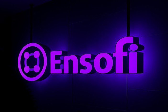 BalkisuAbu9306's tweet image. Efficiency is becoming the key to cross-chain growth, and @Ensofi_xyz delivers it with precision. It merges asset movement, lending, and yield into one unified flow, giving users seamless access to multi-network opportunities without extra steps.