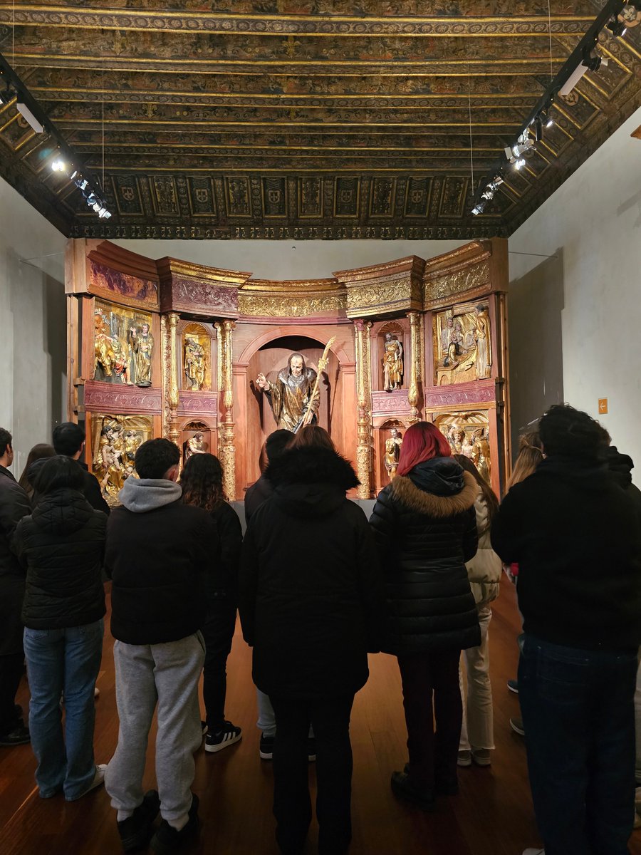 CE GregorioFernández tweet media