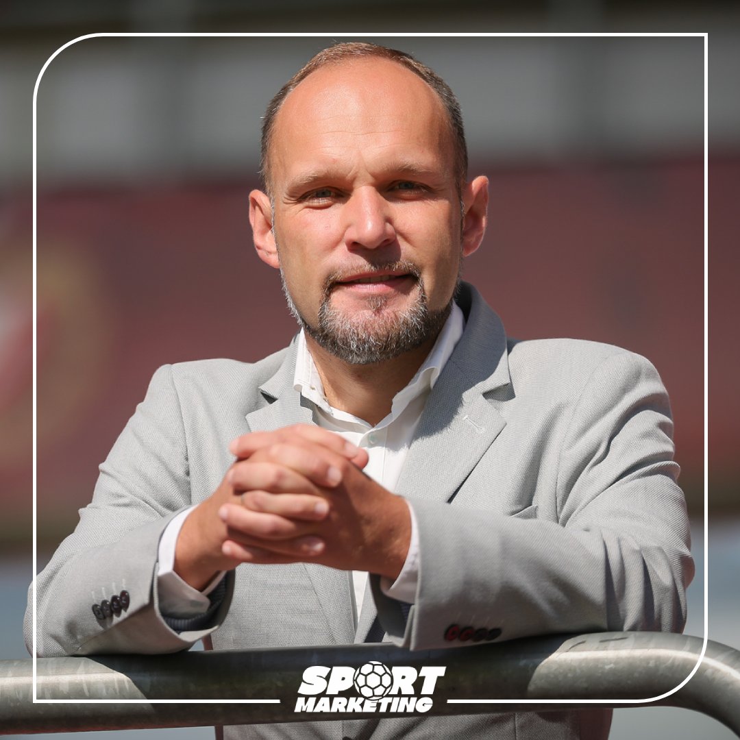 Jednym z najgłośniejszych pozaboiskowych transferów <a href="/RTS_Widzew_Lodz/">Widzew Łódź</a> po przejęciu klubu przez <a href="/RobertDobrzycki/">Robert Dobrzycki</a> było objęcie stanowiska Dyrektora Komunikacji i PR przez <a href="/K_Ufland/">Krzysztof Ufland</a>.

🤔 Jak wyglądały szczegółowe rozmowy z zarządem?
🤔 Jak definiuje rolę komunikacji w okresach