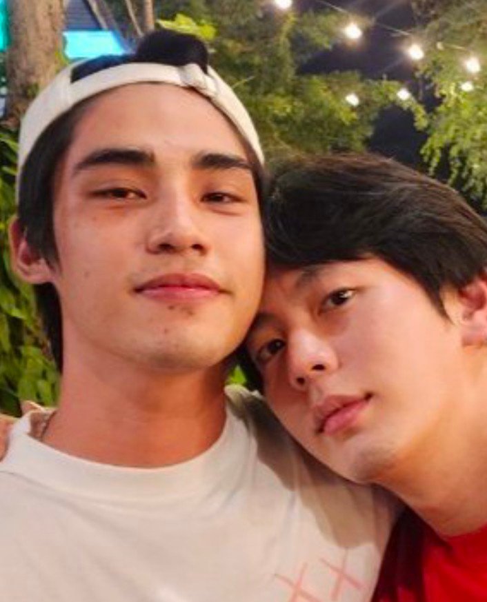 untonaa's tweet photo. ทรงเสี่ยอ้อนเด็กเนอะ🤭 ตอนคบกันใหม่ๆ ((ขออยู่ข้างอ้วง 2 ปีเนอะ😁))
#Uppom https://t.co/UpIe5bLhje