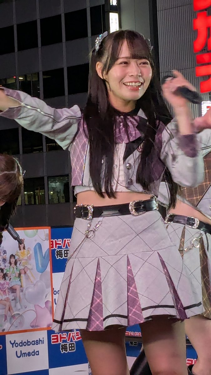 17Jl5D2onk5rYoc's tweet image. 2025.11.28  ヨドバシ梅田リンクス広場
カラフルスクリームなこちゃん
#みんなのすきなこ 
#金晩アイドルライブ 合同スペシャル