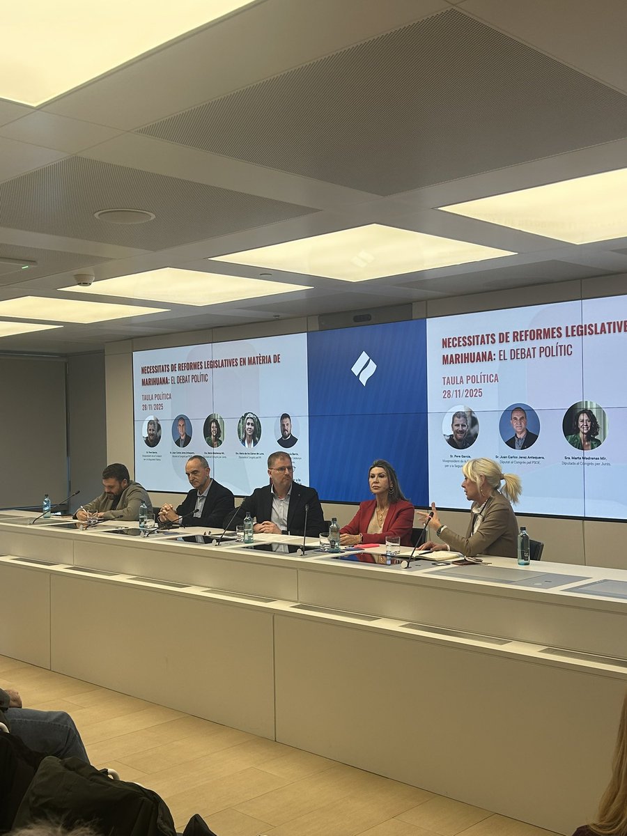 Fundació per a la Seguretat Pública tweet media