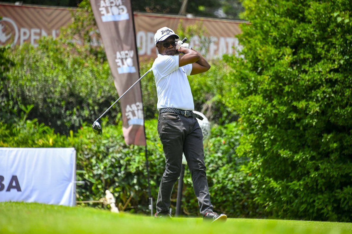 NCBAUganda's tweet image. A steady stance, a clean swing, and leadership in motion. Group Managing Director, John Gachora brought that signature NCBA composure to the course, reminding us that excellence isn’t just spoken, it’s demonstrated.  🏌🏾💥

#GoForIt | #NCBAGolfSeries2025