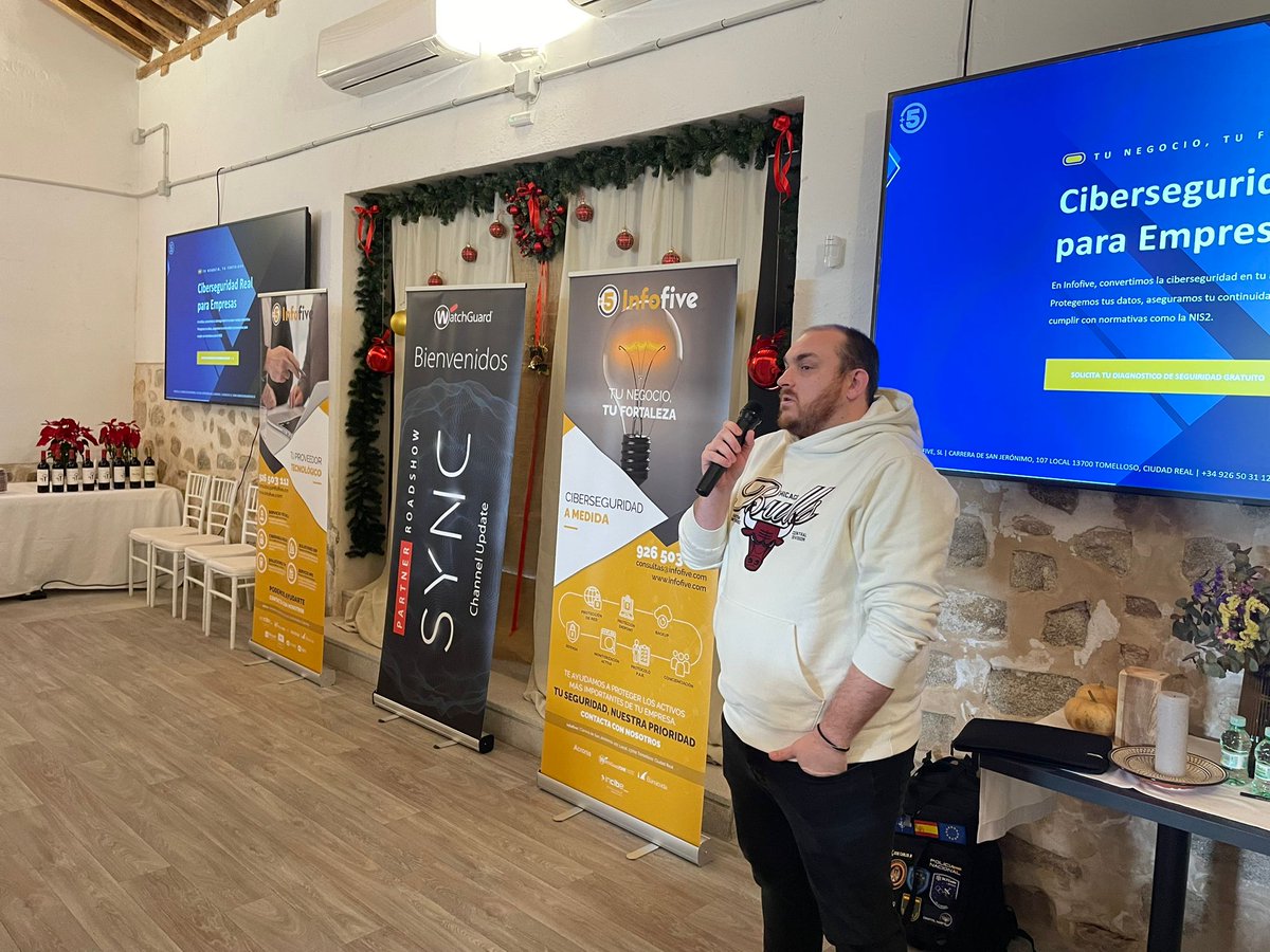 deepcødes tweet media