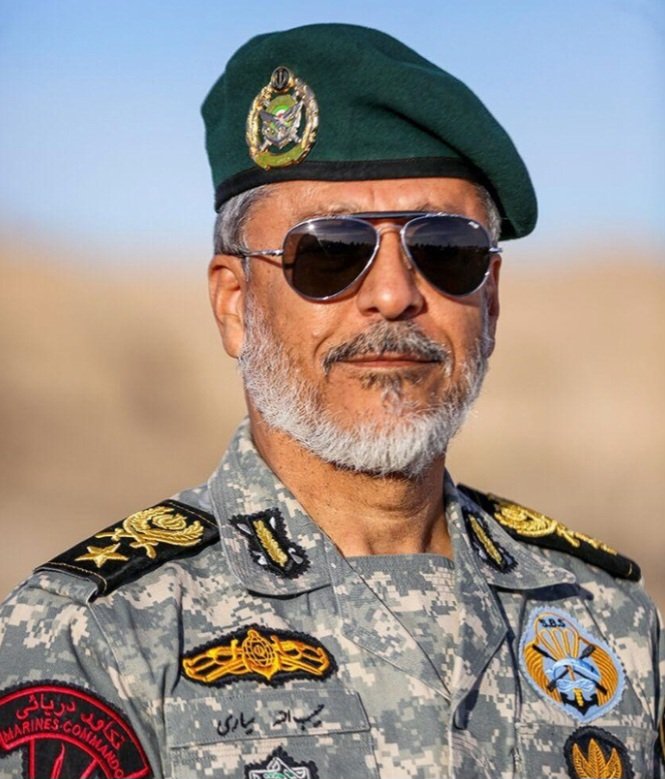 دریادار سیاری، طوفان اقتدار و امید؛ روزتان مبارک (صلوات)
#نیروی_دریایی_راهبردی
#دریادلان_ارتش