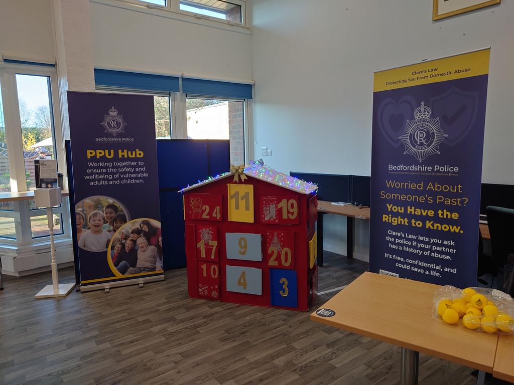 NineRedPresents's tweet image. Happy Bedfordshire Day!

Today we are at Bedfordshire Police HQ with "Our House: Behind Closed Doors" 16 Days of Action tour. 
Celebrating the statutory and grassroots services that support the Bedfordshire community.
For the poem celebrating - 
wordschoseme.com/door-17/