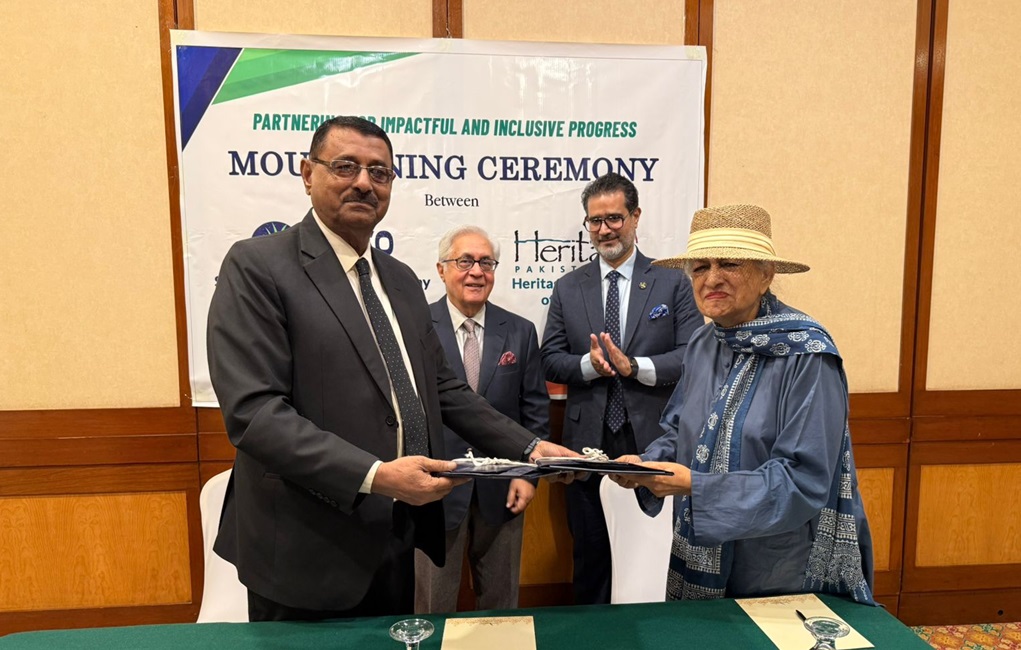 onlineindus's tweet image. SAFCO, Heritage Foundation sign MoU for Sustainable Growth Across Sindh onlineindus.com/english/safco-…
#SAFCO #HeritageFoundation #InclusiveDevelopment #Sindh #progress #povertyalleviation #sustainability #RuralEmpowerment #Microfinance #onlineindusnews