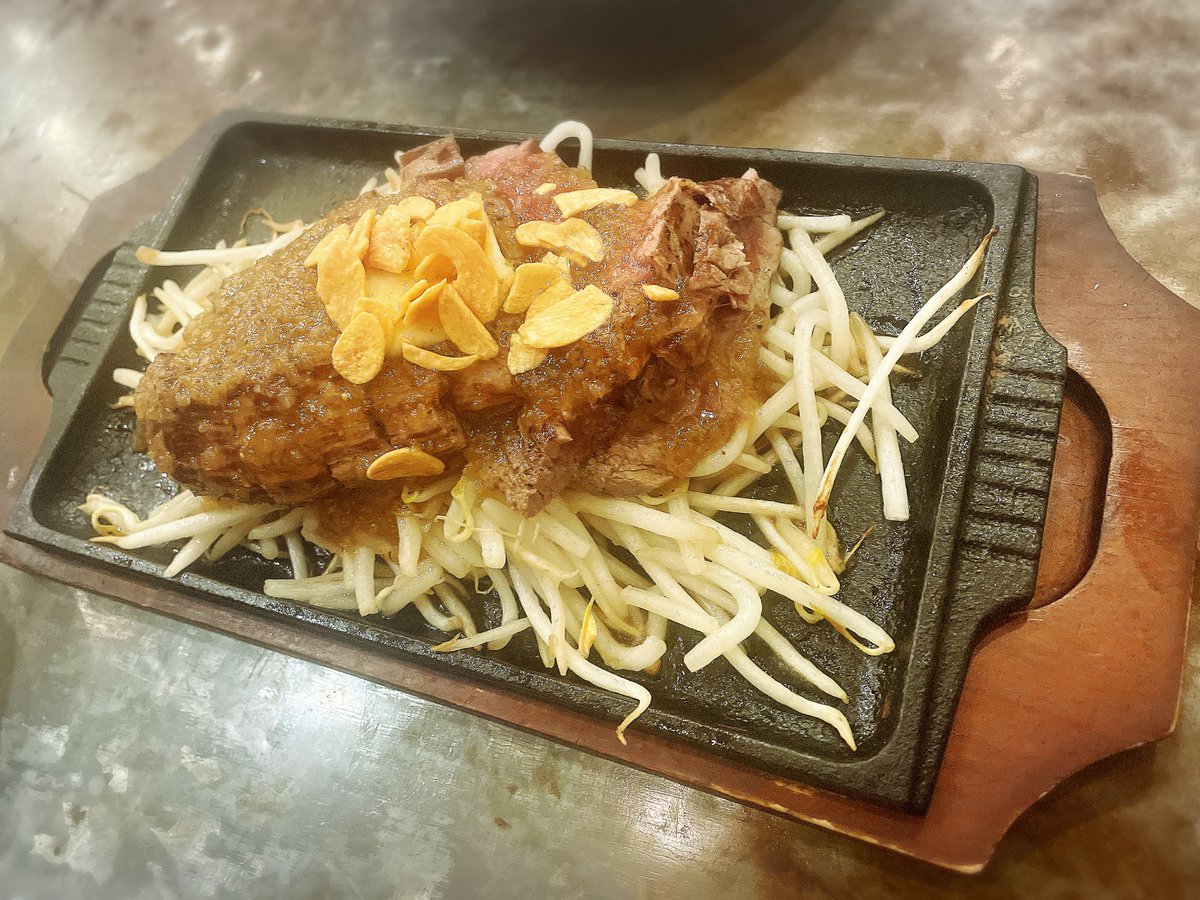 みっきーと新橋で馬肉キメてて神すぎるっ🍻💓💓💓