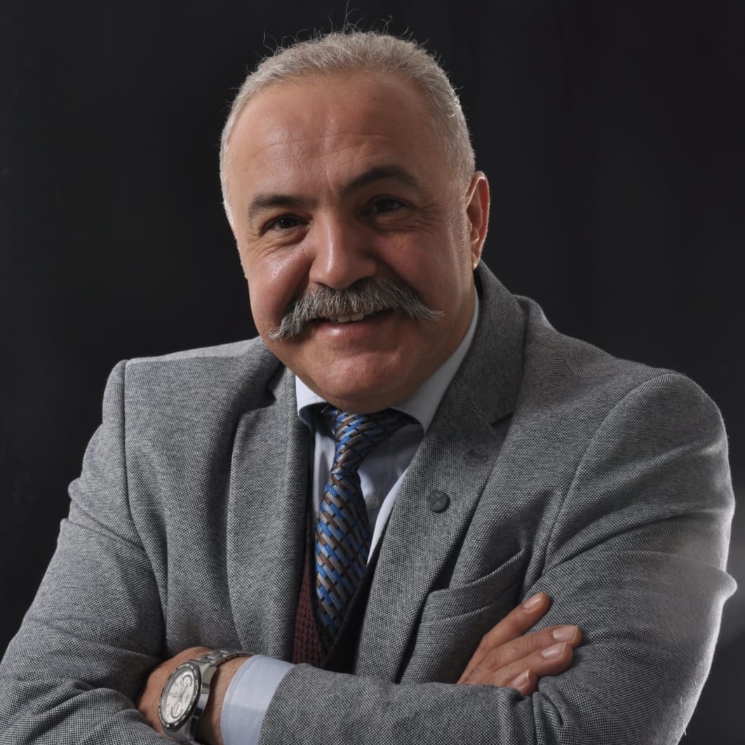 MYK Üyemiz ve Sanat Bürosu Başkanımız T. Murat Demirbaş'ın, Nuri Bilge Ceylan hakkındaki açıklaması:

Bir sanatçıyı dünyanın en saygın festivallerinden birine katıldığı için hedef almaktan daha gerici bir tutum yoktur.
 
Sayın Nuri Bilge Ceylan ABD’ye gitseydi alkışlanırdı.