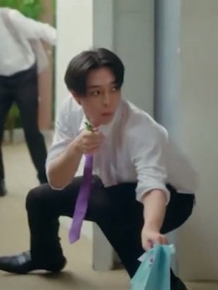 chuti_MT's tweet image. คือชีนอร์ธเอาใบไม้(?)บังพรางตัว… ทำไม 555555555555555555555555555

#บาสเด็กอ้วนที่แท้จริง