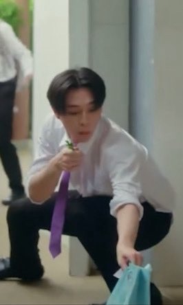 chuti_MT's tweet image. คือชีนอร์ธเอาใบไม้(?)บังพรางตัว… ทำไม 555555555555555555555555555

#บาสเด็กอ้วนที่แท้จริง