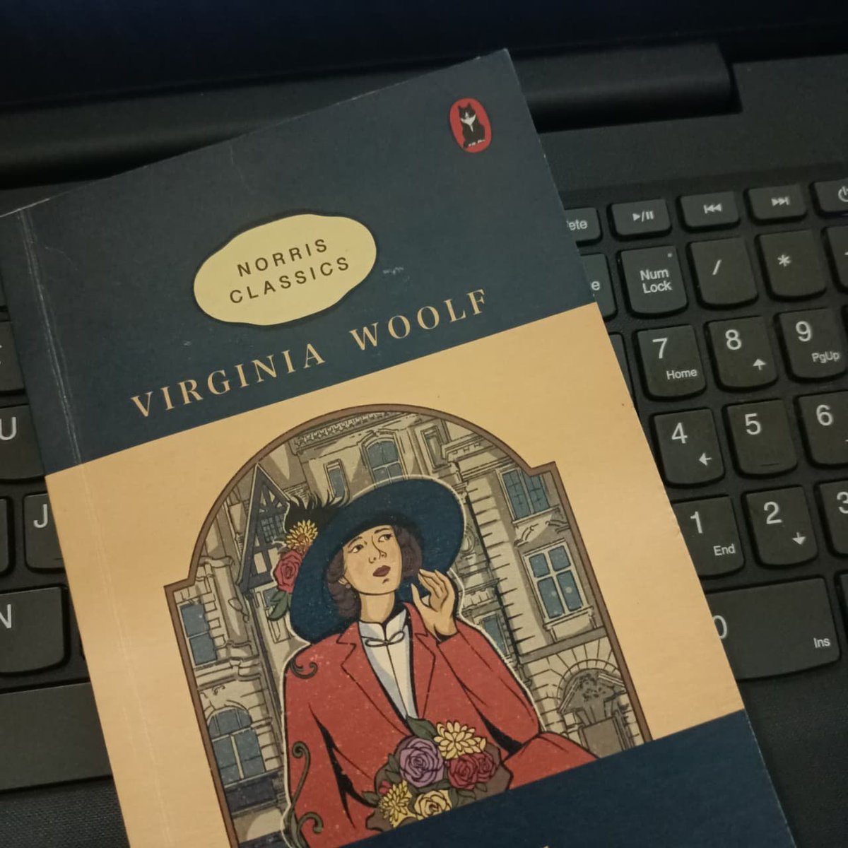 FelStudy04's tweet image. Making time for reading and HSK 1 before the month ends

#langtwt
#studytwt