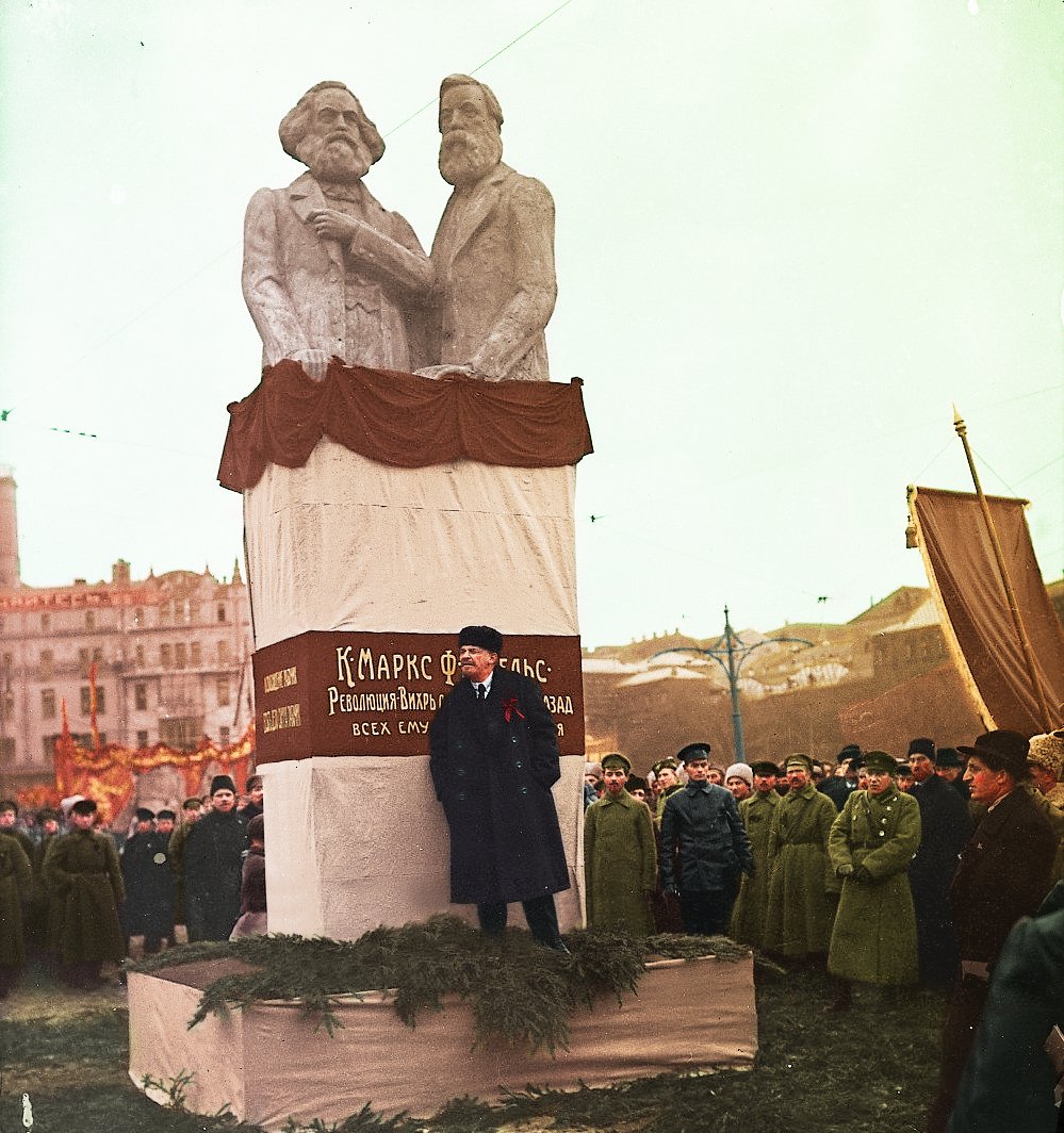 Dünya proletaryasının teorisyeni, işçi sınıfının "General"i Friedrich Engels 205 Yaşında! 
#FriedrichEngels

Lenin'in kaleminden Engels:
sosyalistgundem.com/friedrich-enge…