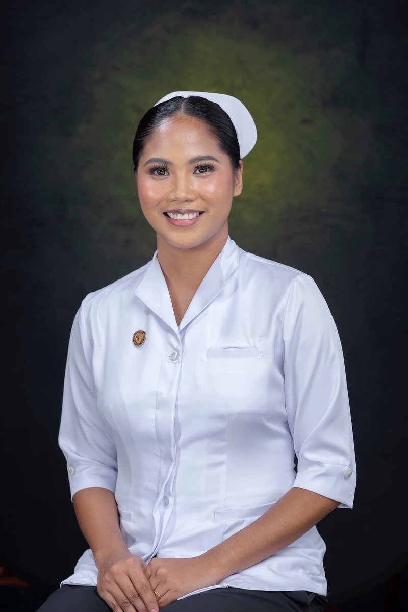 DLGE_2001's tweet photo. Yes, I’m back with a degree and a license to care.

To Oh! Caraga band, Darren Espanto, and Ally– Thank you for being part of my nursing Journey.

To God be the highest Glory!

#Darren @Espanto2001 
#OC  @ohcaraga 
#PhRN https://t.co/Zcss5F0ROX
