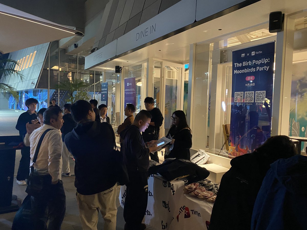 来K11参加Moonbirds活动，风景很好，人很多，就是有点冷🥶抽奖抽奖<a href="/TinTinLand_ZH/">TinTinLand 中文</a> <a href="/moonbirds/">Moonbirds</a> 感谢项目方🥳🥳🥳