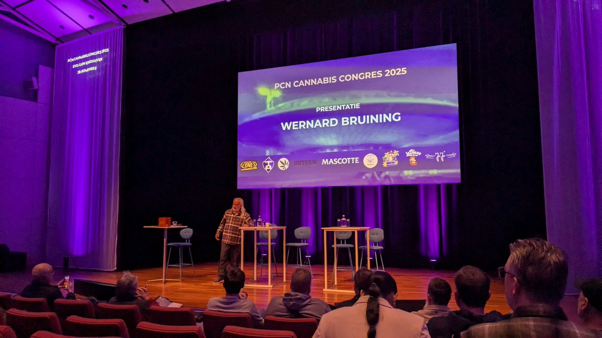 De tweede presentatie op het <a href="/InfoPCN/">Platform Cannabisondernemingen Nederland</a> Cannabis Congres door Wernard Bruining (<a href="/MediWiet/">Wernard Bruining</a>) van <a href="/SMediwiet/">Stichting Mediwiet</a>.

Meer informatie: cannabiscongres.nl
