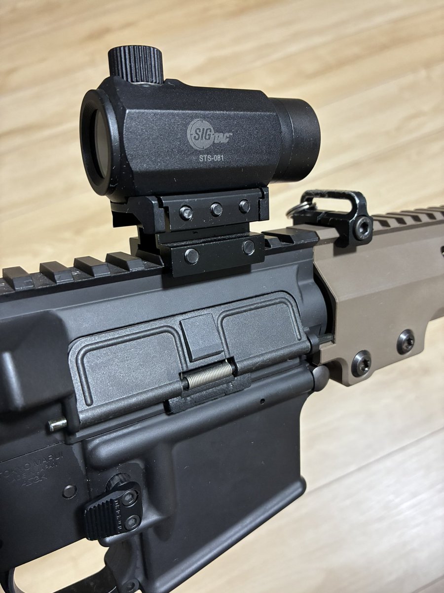 tomoya780's tweet image. 塗装が剥がれてたのでなんとなく全部剥がしてみたら…当たりだったみたい🎯
得した気分🎵
#SIGTAC
#STS-081
#SIGSAUER