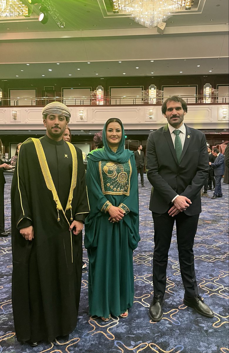 sacuoforg's tweet photo. شارك سعادة القائم بالأعمال الدكتور محمد بن عادل حفني في احتفالية اليوم الوطني المجيد لسلطنة عمان بمدينة برلين، حيث تشرف خلالها بلقاء سعادة السفيرة وعدد من المسؤولين في البعثات الدبلوماسية ونخبة من مسؤولي الجهات التعليمية. https://t.co/zDqYMEuOif