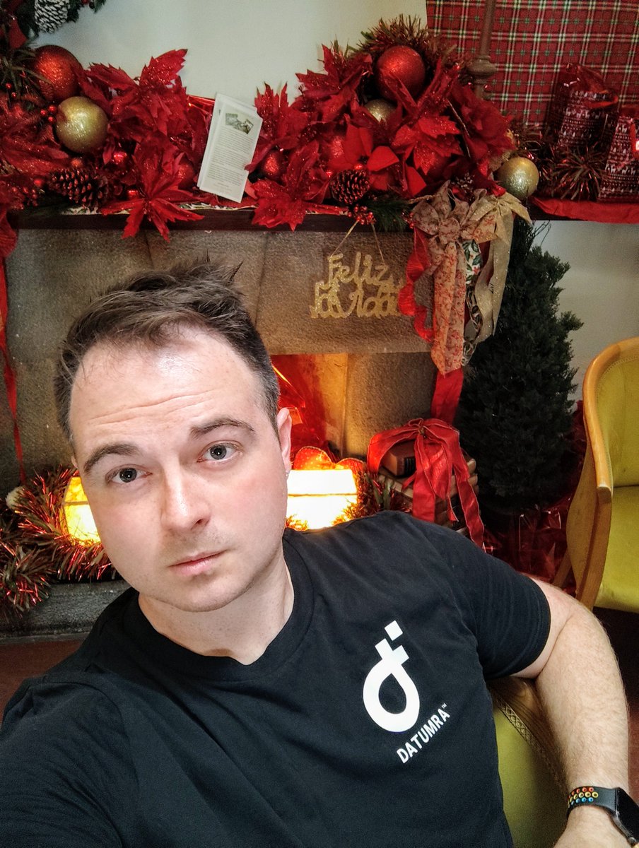 Black Friday pushes us to want more.

This year I’m choosing less.

Less urgency.
Less noise.
Less perfection.
Less comparison.

Clarity begins with subtraction.

What are you letting go of today?