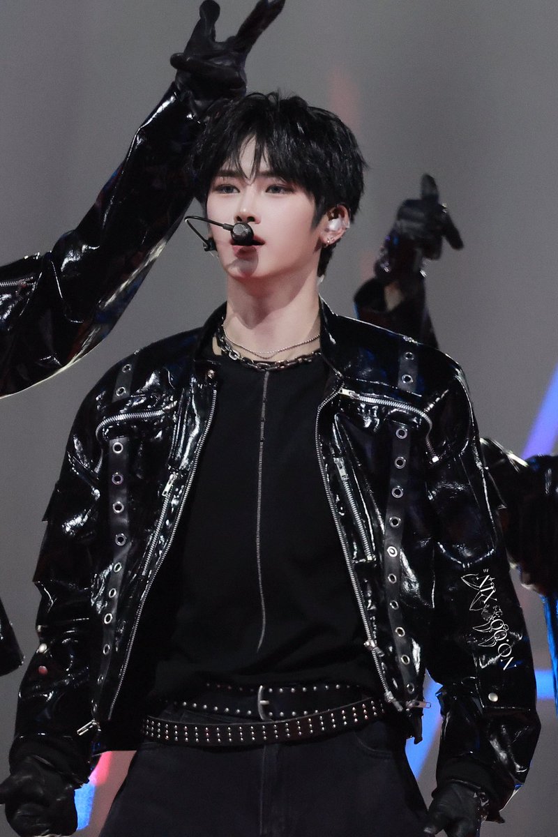 ohch9702's tweet image. 오늘 얼굴 미쳤네요
#ALPHADRIVEONE #알파드라이브원 
#zhouanxin #조우안신 #anxin #안신 #周安信