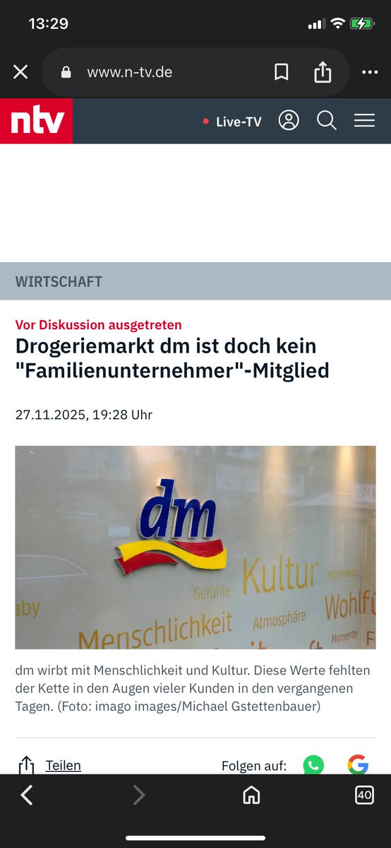 AndreasWerwolf's tweet photo. 🤣🤣🤣🤣🤣
#AfD
#AfDwirkt
#Deutschlandabernormal?
#Faschismus
#Rassismus
#SchandeDeutschlands
#SchandeEuropas
#gesichertrechtsextrem
#AfDVerbotSofort
#Weidel
#RossmannBoykott
#Rossmann
#DM https://t.co/RpK3tpb98J