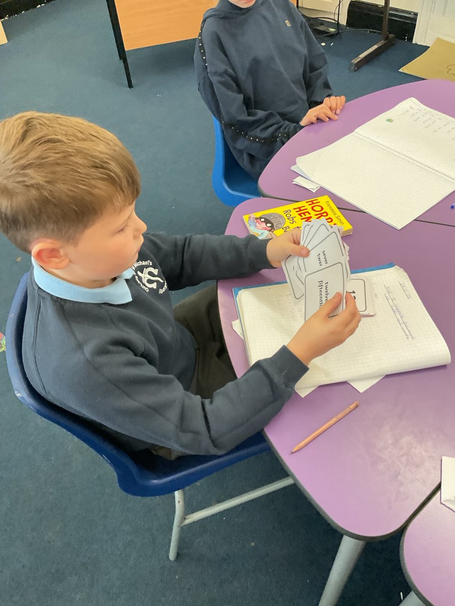 OLSMtweeters's tweet image. Year 5 having fun with fractions, learning key skills through collaboration and reasoning, #mathsisfun #ambitiouscapablelearners #creativelearning