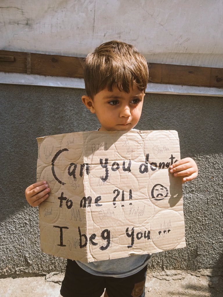 hebakassab24008's tweet image. Everyone knows the difficulty of the tragic situation here in Gaza 

You can help survive this tragedy 

We need $100 to buy food, drinks, and living necessities. Is there a kind heart who can help us raise this amount?

@Louis_Allday @mishmishlish 

chuffed.org/project/145562…