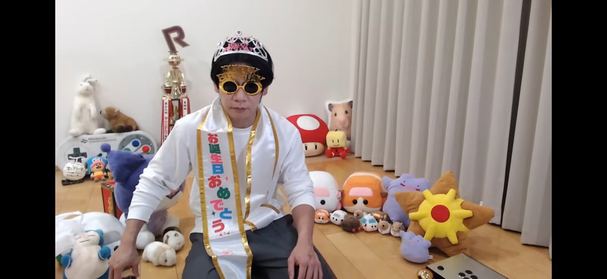 誕生日です。盛大に祝ってください。