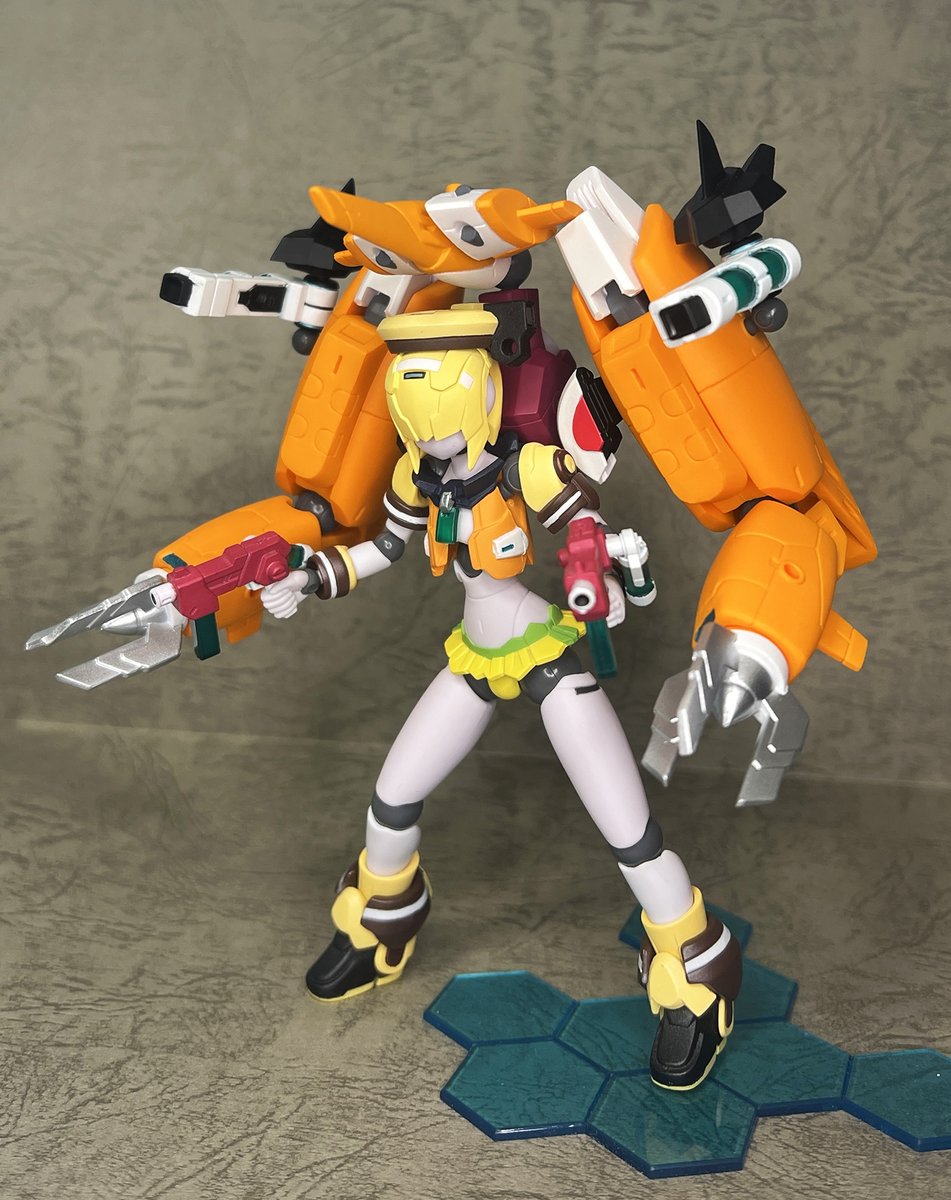 nemima_onemu's tweet image. #ポリニアン
ひさびさ再掲
うちの改造ポリニアン！

拘りはポリニアンの純正パーツのみ使用したミキシングであること
お財布には少しキビシー遊びですが
結構自分好みのシルエットを目指す事ができるなぁと

ラインナップも増えてこういう遊びもしやすくなりましたね～！

↓ちょっと続く