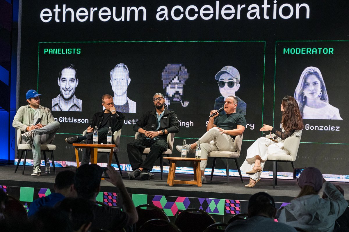 odisealabs's tweet photo. 22 teams took the stage at ETH/ACC Demo Day for the next generation of founders building at the frontier of Ethereum.

Among them, 6 founders from Acelera, Odisea’s zero-equity acceleration program designed to take early teams from prototype → traction → investability. Each one walked onto that stage sharper, clearer, more investable.

ETH/ACC was built for this moment:
• Founders pitching real products, not hypotheticals
• Investors evaluating substance over noise
• LATAM stepping forward with technical talent, user insight, and conviction
• A room full of people betting on builders, not narratives

From infrastructure and AI agents to DeFi safety, creator monetization, on-chain commerce, and more, the breadth of innovation was undeniable. Jurors challenged assumptions, founders defended their thesis, and deals began forming in real time.

This is what we want Ethereum to look like:
global, technically ambitious, user-oriented, and ready to scale.

To all 22 teams who pitched, and to the hundreds who filled the room: thank you for showing what is possible when ecosystem meets execution.

latam/acc