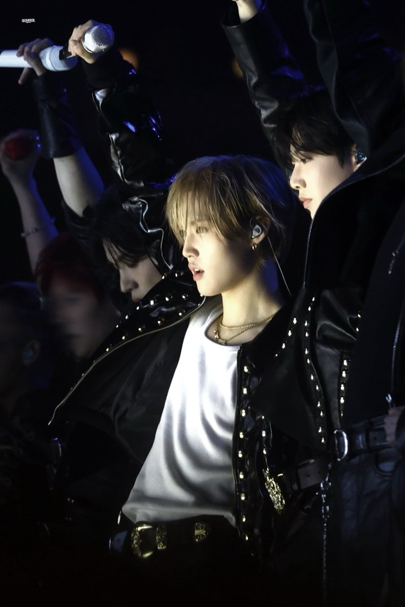 December.DY tweet media