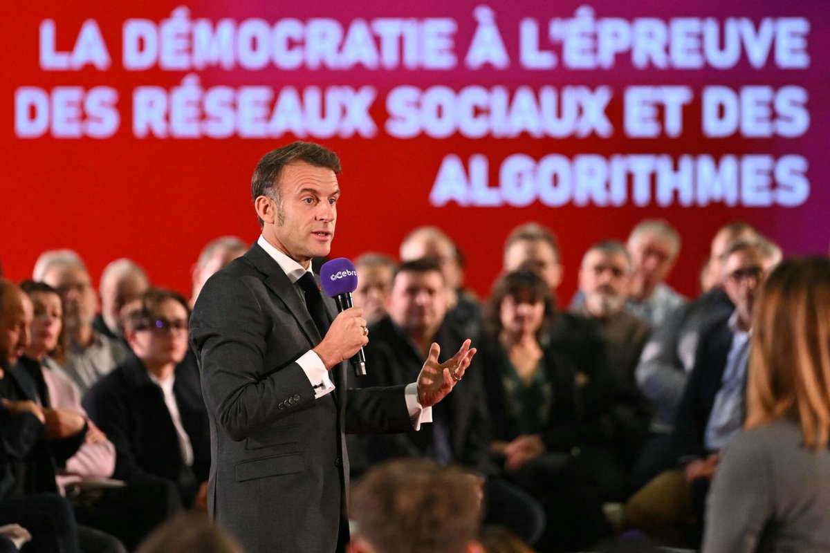 le_Parisien's tweet image. Emmanuel Macron veut instaurer un recours judiciaire d’urgence contre les « fausses informations » sur les réseaux sociaux
➡️ l.leparisien.fr/AftO